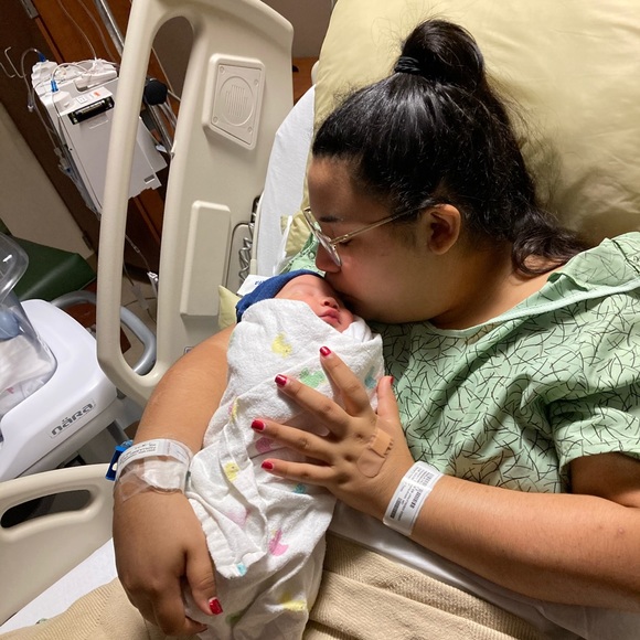 Meet your Posher, Valerie - Picture 6 of 7